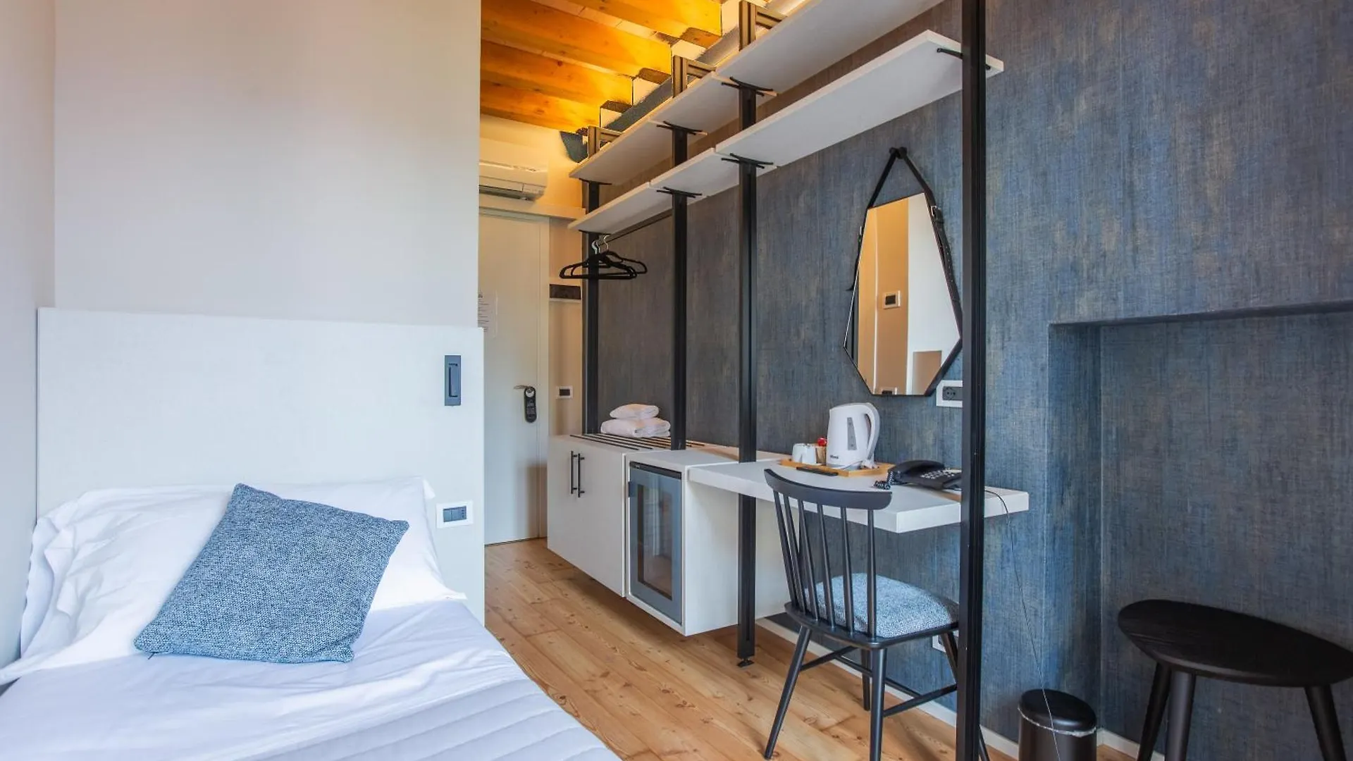 Albergo Del Sole Varenna 3*,