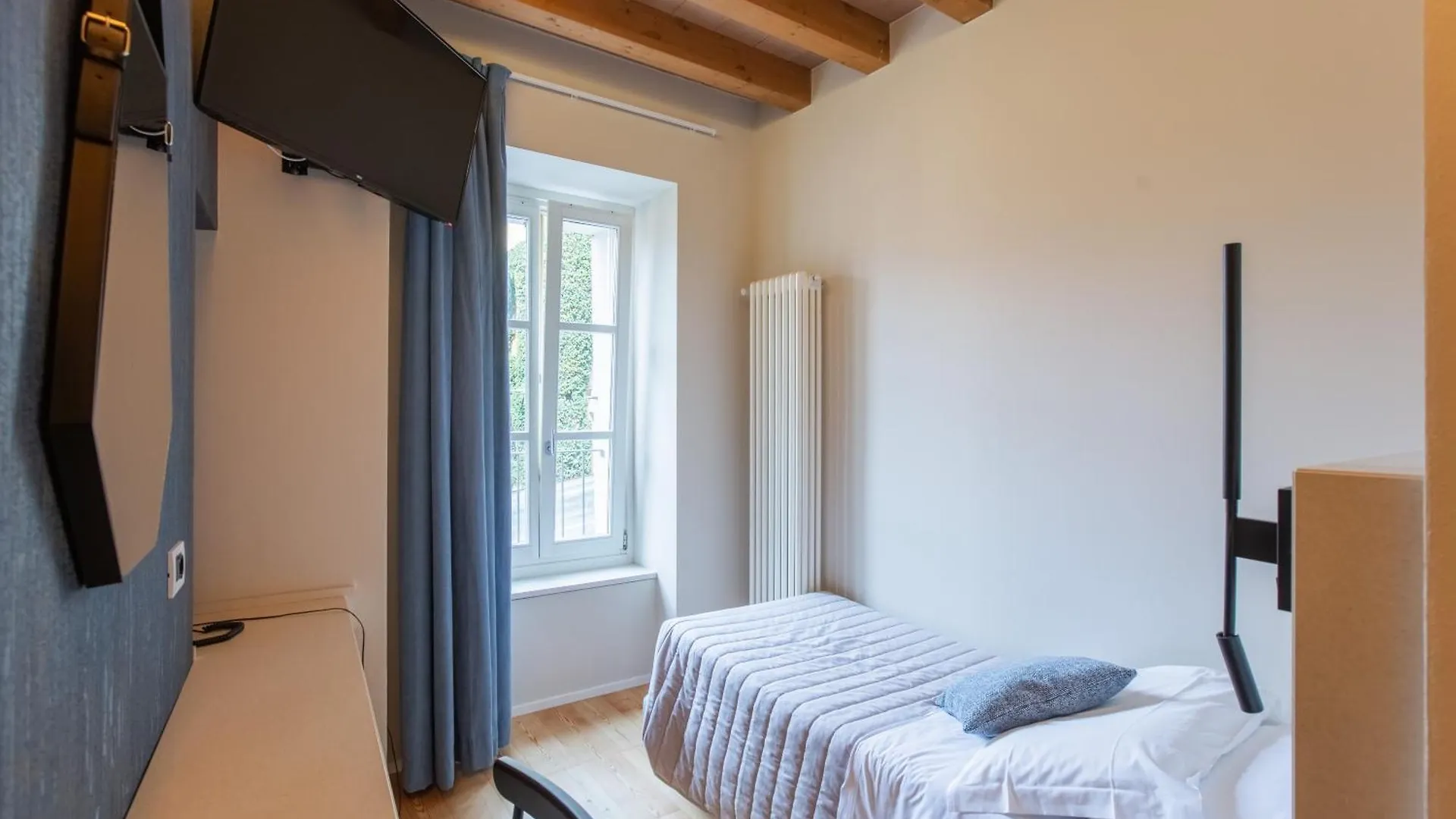 Albergo Del Sole Βαρένα 3*,  Ιταλία